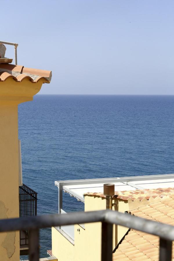 شقة Terrazza Lucilla تْشيفالو المظهر الخارجي الصورة